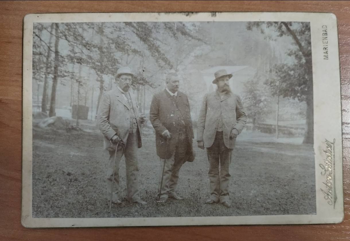 Dzień z życia bibliotekarza zbiorów specjalnych