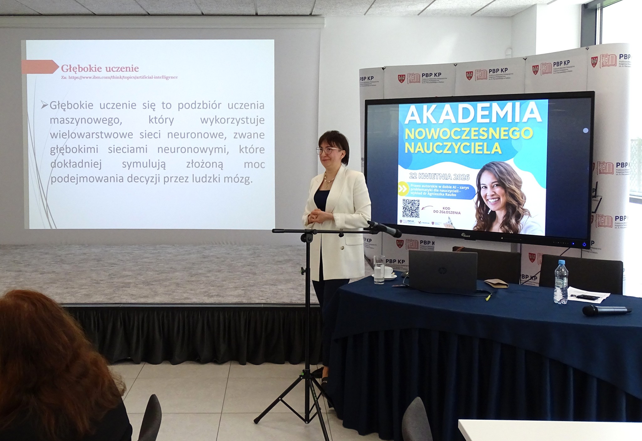 𝐏𝐫𝐚𝐰𝐨 𝐚𝐮𝐭𝐨𝐫𝐬𝐤𝐢𝐞 𝐰 𝐝𝐨𝐛𝐢𝐞 𝐀𝐈 – 𝐳𝐚𝐫𝐲𝐬 𝐩𝐫𝐨𝐛𝐥𝐞𝐦𝐚𝐭𝐲𝐤𝐢 𝐝𝐥𝐚 𝐧𝐚𝐮𝐜𝐳𝐲𝐜𝐢𝐞𝐥𝐢